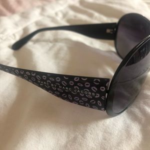 Marc by Marc Jacobs Sunglasses 💋